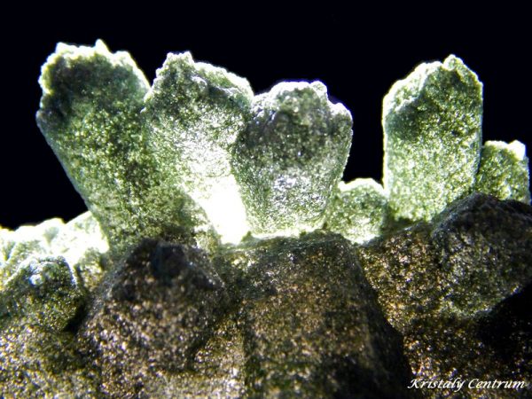 Chlorite in quartz crysalls - Alps